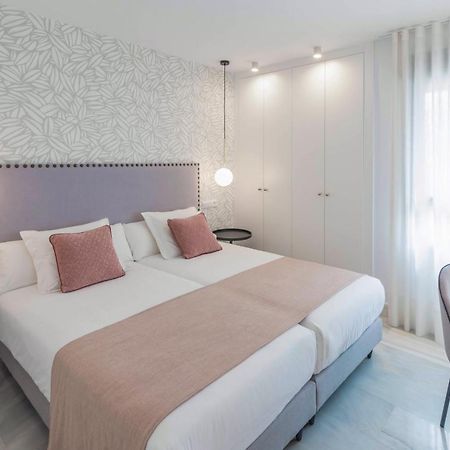 Premium Apartment & Free Parking By Ele Apartments Malaga Exterior photo